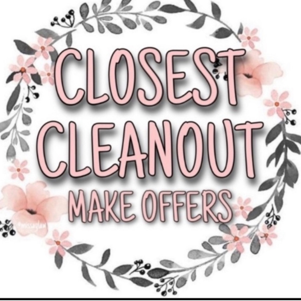 Checkout my closet and make me an offer! 👗👔👘💃👞